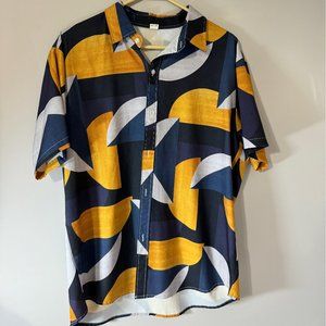 Men's Contemporary Abstract Print Short Sleeve Shirt - Large